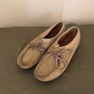 Clarks Wallabee